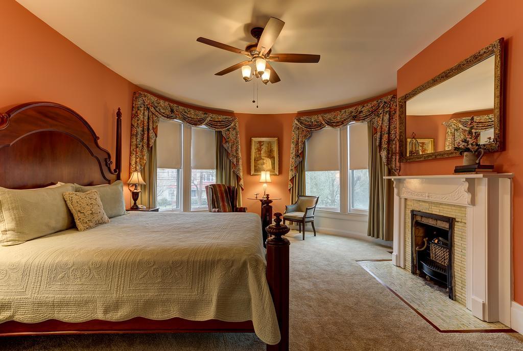 C.W. Worth House Bed And Breakfast Ουίλμινγκτον Δωμάτιο φωτογραφία
